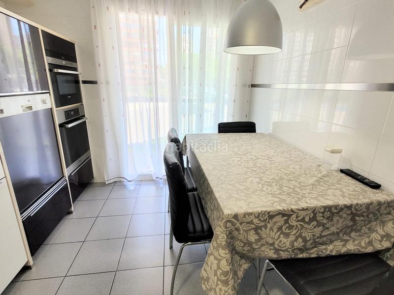 Foto 60c00423-b6c5-4ba2-b417-d675cfad79e6. Location appartement avec parking piscine dans Levante Alto Benidorm