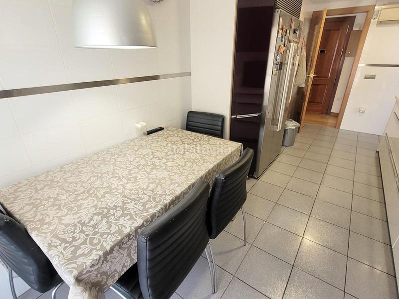 Foto 6f1b84e0-bd01-4267-80bf-9a6118ade976. Location appartement avec parking piscine dans Levante Alto Benidorm