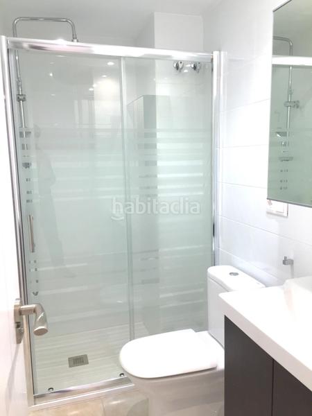Foto 83d62fc6-94e3-43c7-b686-0757e3d16fa7. Lloguer apartament a avenida san bartolomé 6 a Campello Playa Campello (el)