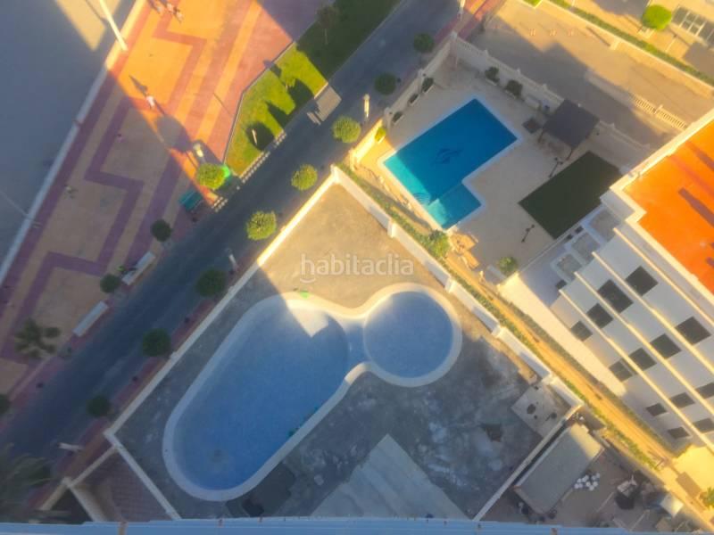Foto be1a6c71-7eea-4f72-b530-277849568e8f. Lloguer apartament a avenida san bartolomé 6 a Campello Playa Campello (el)