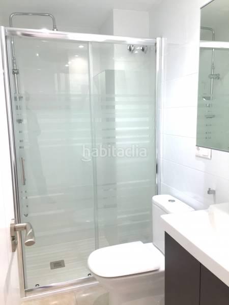 Foto ffed6425-9e7d-44fe-b712-7e88451e6754. Lloguer apartament a avenida san bartolomé 6 a Campello Playa Campello (el)