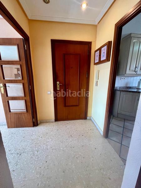 Foto 7ed7a090-8832-48b0-bd61-d537fb6a96ec. Piso  con vistas al mar y al castillo! en Pla de Bon Repós Alicante