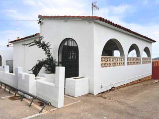 Lloguer Xalet a Coloma. Chalet rustico, aparcamiento, chimenea, barbacoa, 3 dormitorios