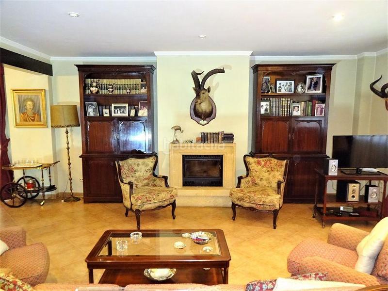 Foto 0bb3925f-e635-4829-aac8-fe8c8a5319ee. Chalet oportunidad de gran chalet en el ventorrillo en Cúllar Vega