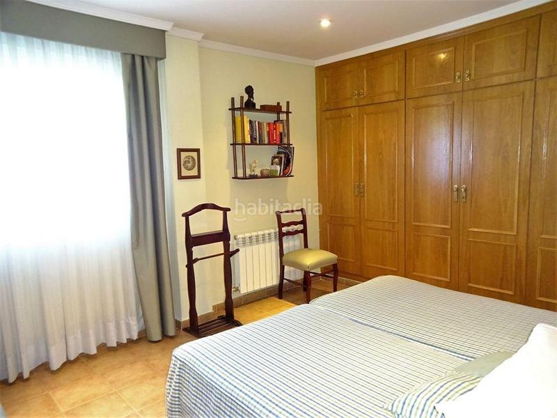 Foto 305ac8dd-7c60-4502-8850-26a02bd85236. Chalet oportunidad de gran chalet en el ventorrillo en Cúllar Vega