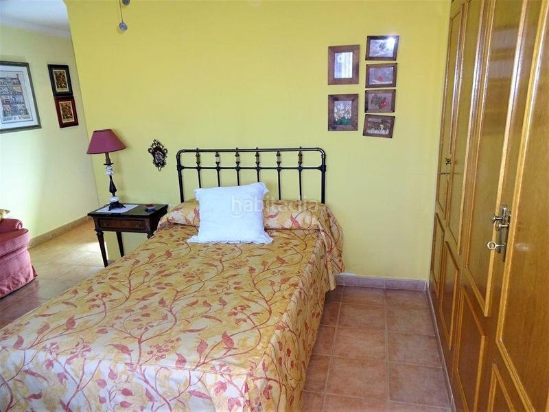 Foto 3c591aaf-cbac-4d19-901e-9aac0f7bbe98. Chalet oportunidad de gran chalet en el ventorrillo en Cúllar Vega
