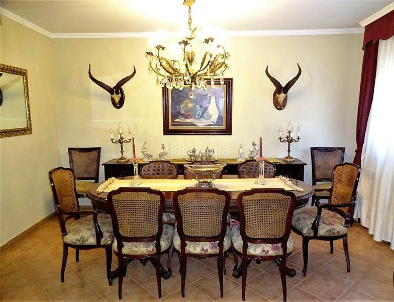 Foto 4a1e6aaf-553e-4de1-8211-f6b96f9af3b4. Chalet oportunidad de gran chalet en el ventorrillo en Cúllar Vega
