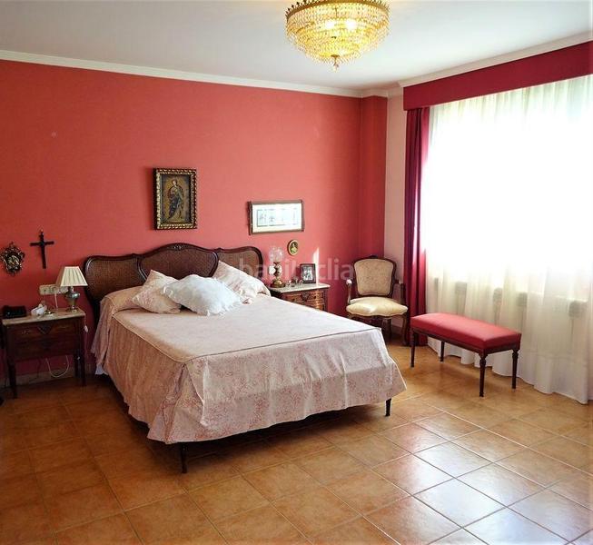 Foto 5beb0982-4d8f-430e-b3ef-1aacf735e578. Chalet oportunidad de gran chalet en el ventorrillo en Cúllar Vega