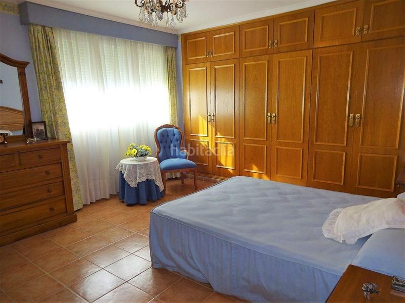 Foto 823a7433-5cb3-482c-b746-b6fdcbd7eace. Chalet oportunidad de gran chalet en el ventorrillo en Cúllar Vega