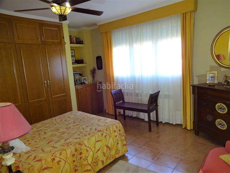 Foto c50c44ff-56c8-4fcf-b8ad-43c72788563e. Chalet oportunidad de gran chalet en el ventorrillo en Cúllar Vega