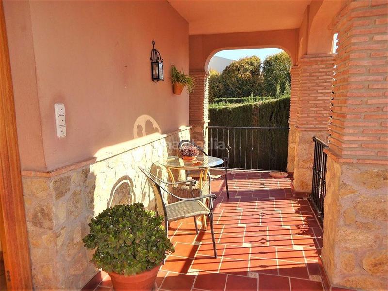 Foto cdf0cbe8-fee1-412f-99c0-e737a1cd26f7. Chalet oportunidad de gran chalet en el ventorrillo en Cúllar Vega