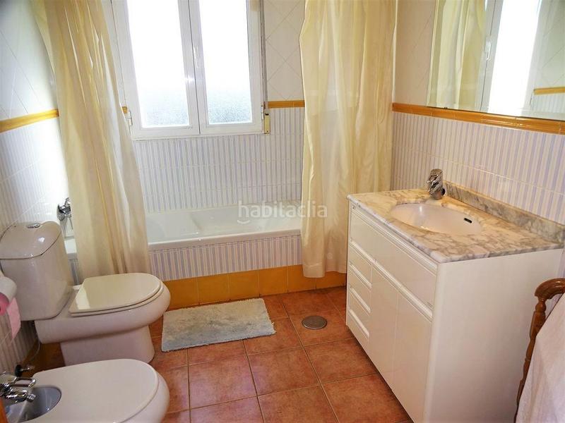 Foto f4998f76-5a0c-4d59-a9f9-6826d1e7057b. Chalet oportunidad de gran chalet en el ventorrillo en Cúllar Vega