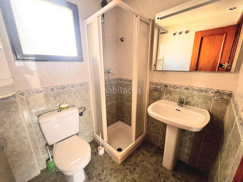 Foto 46d9d42d-6e0b-42c6-aa4d-ace4569c8985. Alquiler apartamento  de esquina, vistas al mar y montaña, amueblado o sin amueblar, aire acondicionado, piscina comunitaria en Benidorm