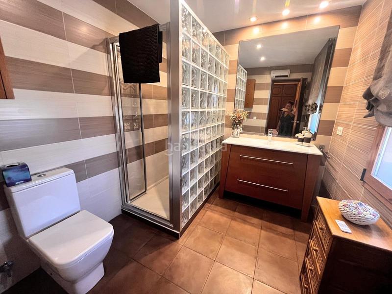 Foto 0671fe5d-1334-4f47-94bc-49254275b41f. Chalet con parcheggio piscina in Urbanizaciones Benidorm