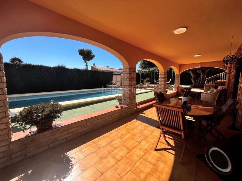 Foto 082a5952-22e9-4235-a806-cce9ab364e30. Chalet con parcheggio piscina in Urbanizaciones Benidorm