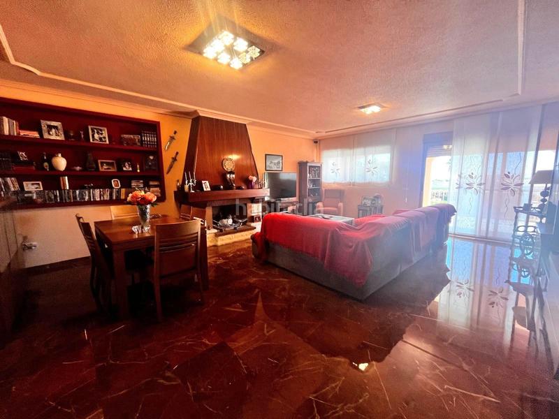 Foto 2eaa082c-f57e-40b0-b4e7-e9f0e458cdd8. Chalet con parcheggio piscina in Urbanizaciones Benidorm