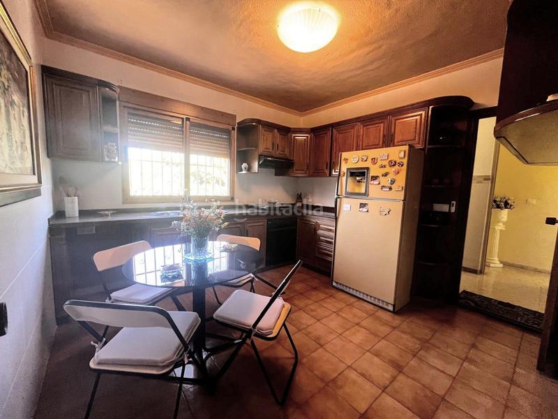 Foto 414b060a-f5c1-4a77-b747-c3ef35473c6b. Chalet con parcheggio piscina in Urbanizaciones Benidorm