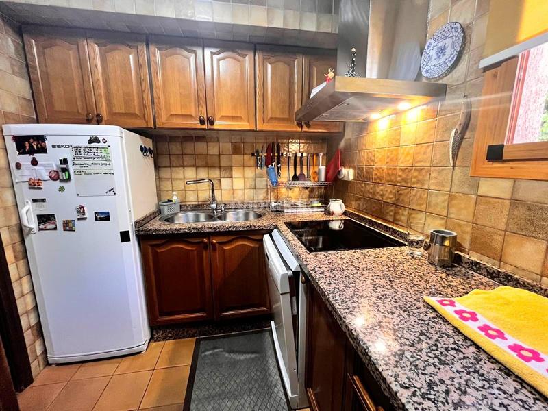 Foto b3b70c98-4a1c-46da-b111-5ceaecd2fb70. Chalet con parcheggio piscina in Urbanizaciones Benidorm