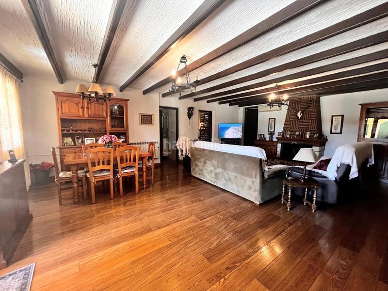 Foto f779d532-cd0c-4f5c-a974-9e5a95f919fb. Chalet con parcheggio piscina in Urbanizaciones Benidorm