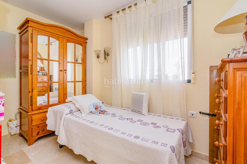 Foto 754779a6-824c-47a0-9814-231be9889284. Piso en calle calle real de motril piso en San Antón Armilla