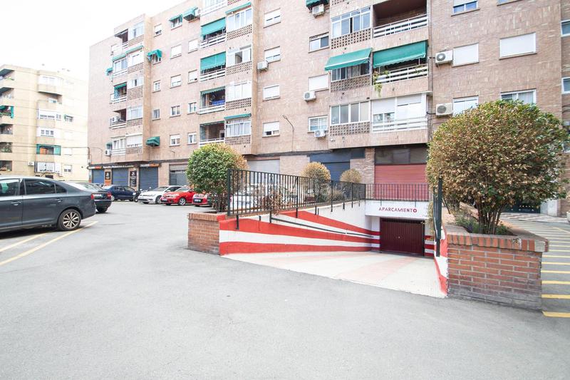 Foto 7e2b6035-8860-4f96-b0e2-3f561fc343f1. Piso en Angustias - Chana - Encina Granada