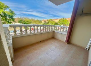 Etagenwohnung in Norte. Piso amplio de 4 dormitorios con garaje y trastero en san vicent