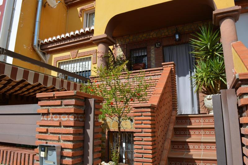 Foto 162c3b3c-d348-4f26-afd5-da20d72ba69c. Casa bifamiliare con parcheggio in Híjar Gabias (Las)