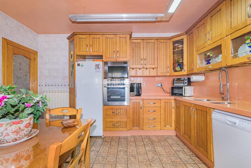 Foto dae957a9-4c14-455b-a592-6c7642e23996. Casa bifamiliare con parcheggio in Híjar Gabias (Las)