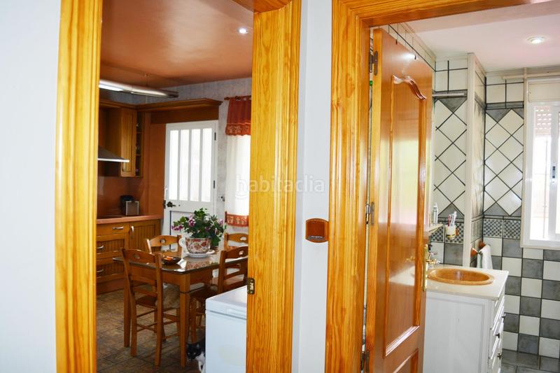 Foto ea31094b-0f5e-475e-beec-fb9786ce06f4. Casa bifamiliare con parcheggio in Híjar Gabias (Las)