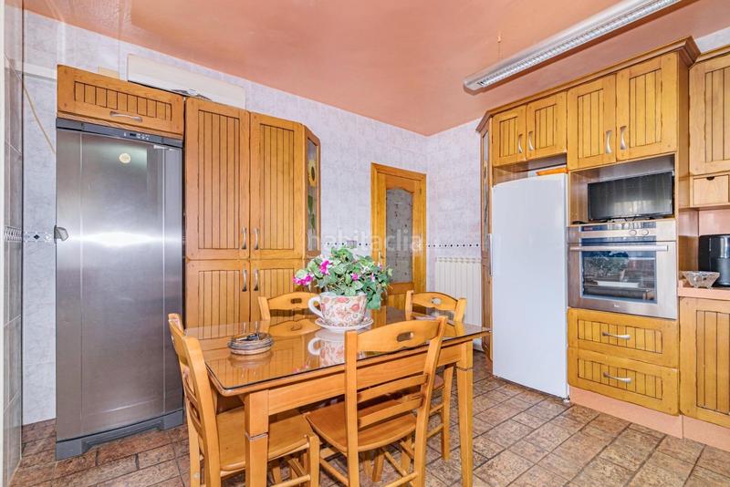 Foto f2d3c9a5-cbb8-4459-b036-54136923aa68. Casa bifamiliare con parcheggio in Híjar Gabias (Las)