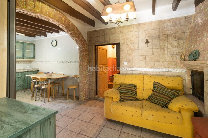 Foto 83e064fd-d2b7-4784-b5e8-9ac41616fd22. Masia a Adra