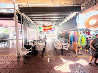 Rent Business premise  Calle calle mirador. Traspaso local en pleno funcionamiento, terraza, equipado, clien