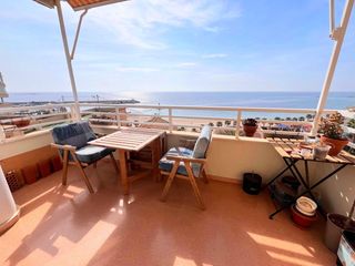 Location Appartement à Platja de Vila Joiosa. Apartamento con terraza y vistas al mar, amueblado, piscina comu