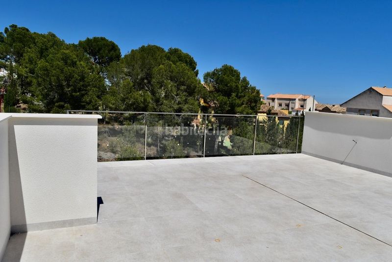 Foto 4b452b79-a4f5-42f1-bbed-bc8c626d6106. Casa amb piscina a Coloma Nucia (la)