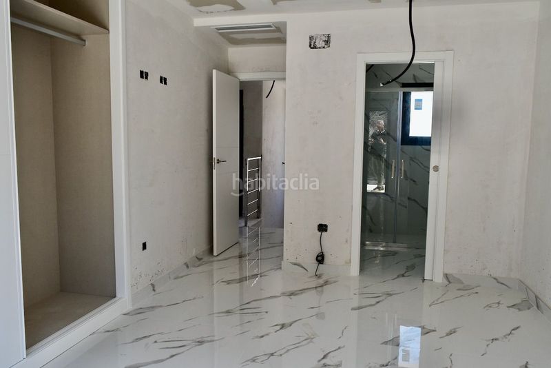 Foto 524d466d-a55c-4806-ab80-dbe057d424c5. Casa amb piscina a Coloma Nucia (la)