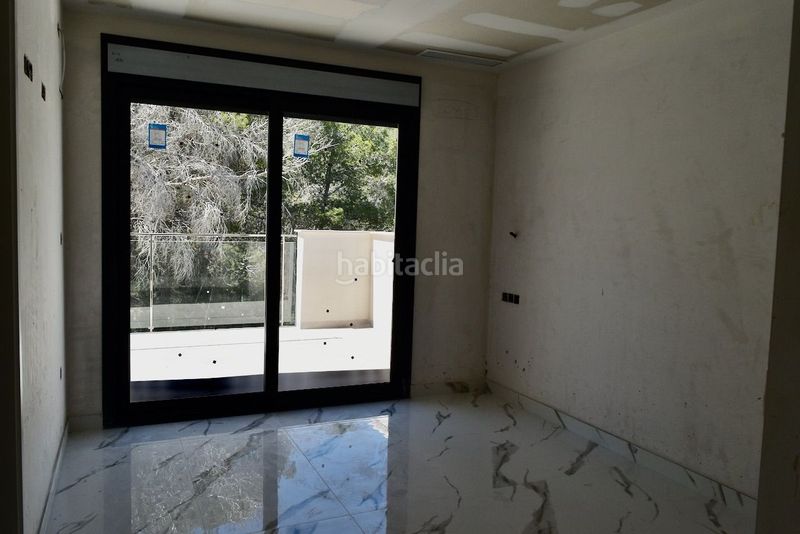 Foto 7a98be68-e293-4c74-b173-5aacdbd2226f. Casa amb piscina a Coloma Nucia (la)