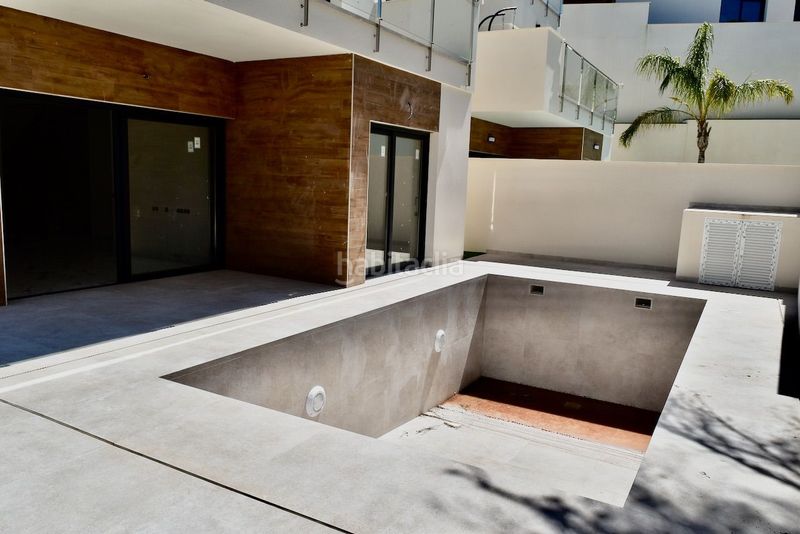 Foto f2622641-477d-48f1-aab5-d5d1822cba87. Casa amb piscina a Coloma Nucia (la)