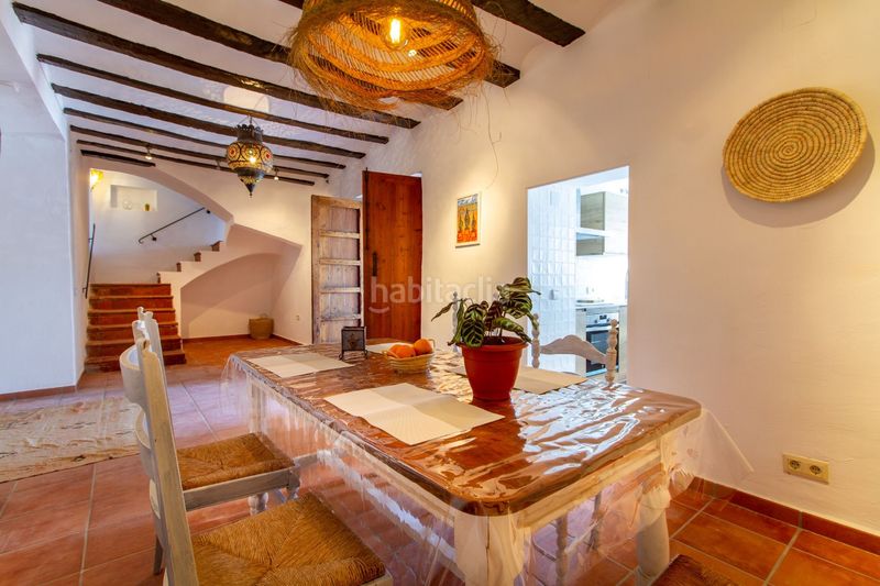 Foto 12b0cee9-7ac4-41b8-bc61-2b21d6ce0895. Casa amb piscina a Casco urbano Polop