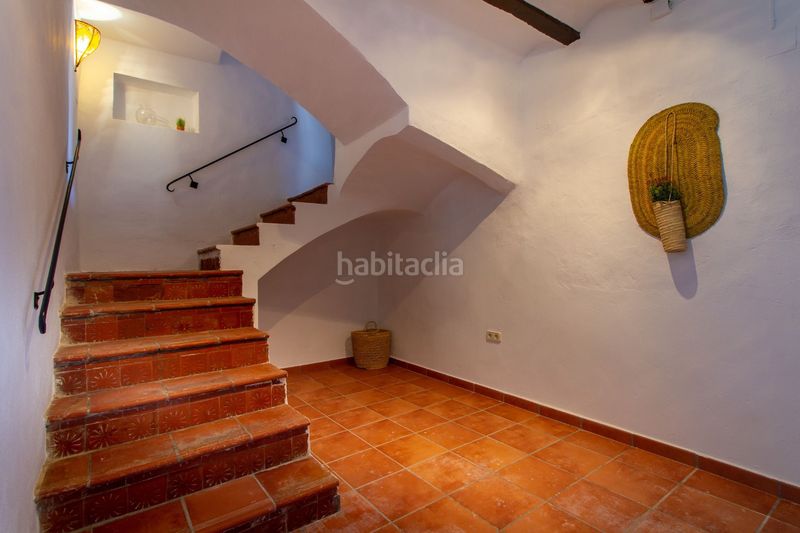 Foto 743573e0-a127-42d4-bd77-b154f7882944. Casa amb piscina a Casco urbano Polop