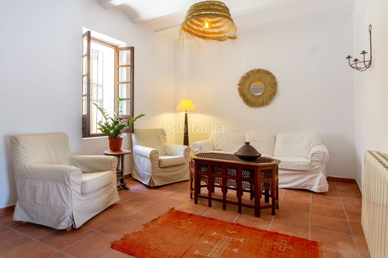 Foto a1d040fc-b369-4cac-bd0d-7de320921c59. Casa amb piscina a Casco urbano Polop