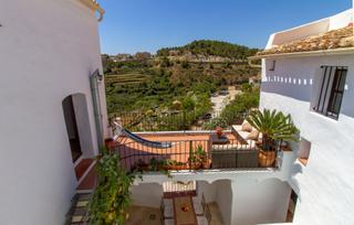 Casa a Polop. Magnifica casa con vistas y piscina!