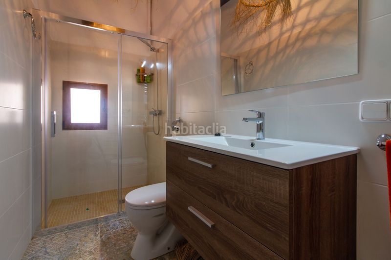 Foto d5f90e7e-90ed-4667-8f23-aa96e9fe5b6e. Casa amb piscina a Casco urbano Polop