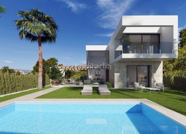 Foto 2244ef0c-6691-4028-bfc0-fe63d4e7639e. Casa amb piscina a Golf Bahía Finestrat
