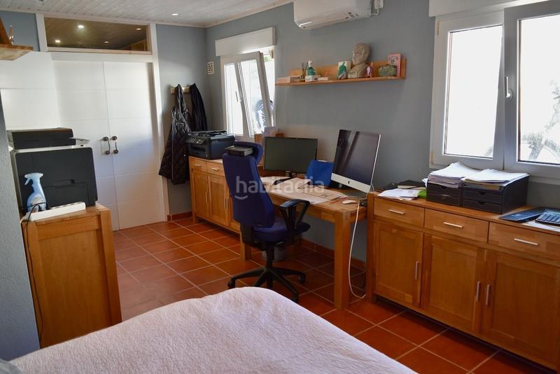 Foto 5629918b-684c-4f0b-9b2f-7459c2042b14. Casa amplia casa de una planta con mucha privacidad en Nucia (la)