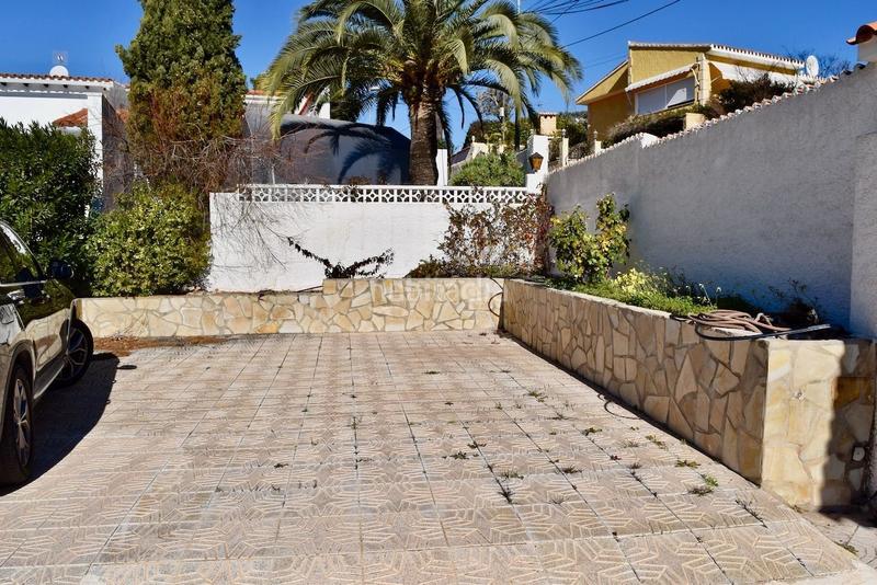 Foto 56a5fdb3-d9bf-4629-9db0-0af684071cd8. Casa amplia casa de una planta con mucha privacidad en Nucia (la)