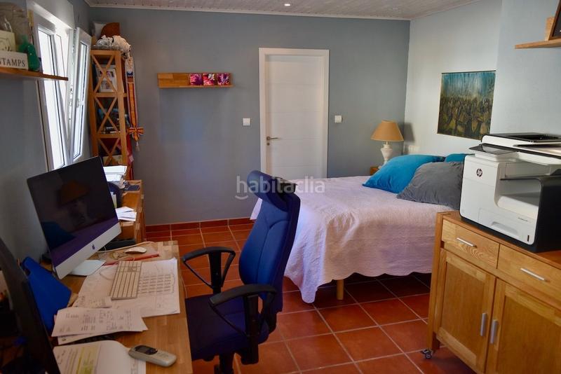 Foto 9f543642-3b3d-4cd9-8d94-fde97cdc9f20. Casa amplia casa de una planta con mucha privacidad en Nucia (la)