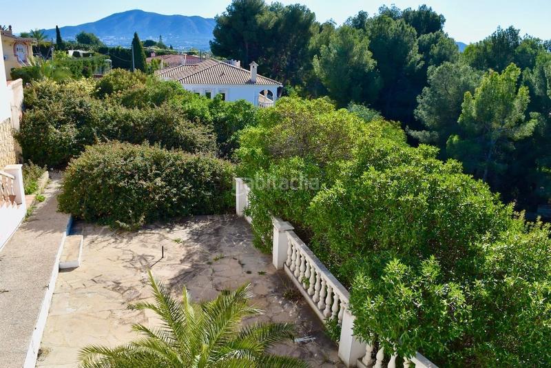 Foto b061cd60-11f5-45cf-b363-6e598e5c1f6a. Casa amplia casa de una planta con mucha privacidad en Nucia (la)