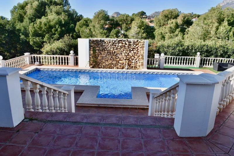 Foto cde591c0-958d-45e4-88ad-e79ec990d957. Casa amplia casa de una planta con mucha privacidad en Nucia (la)