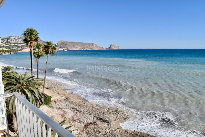 Foto e45e4448-7621-48d6-8cd6-fd8ec2d0d6a9. Apartamento  renovado en primera linea . en Altea