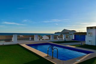 Apartament a L´Olla. Impecable apartamento a lado de la playa en cap negret
